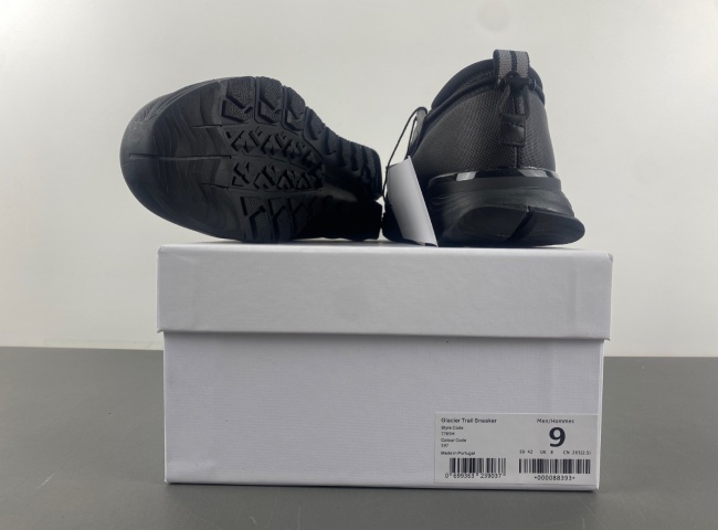 Can*a Go*e)glacier trai 7785m