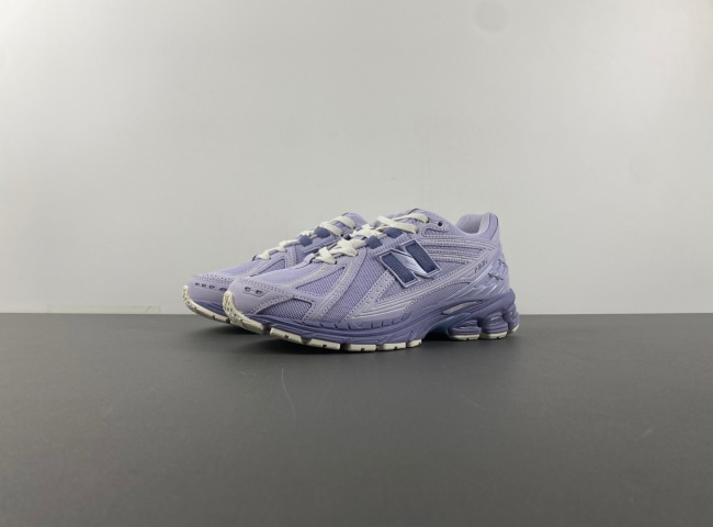 New Balance M1906RZV