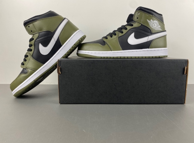 Wmns Jordan 1 Mid BQ8426-092