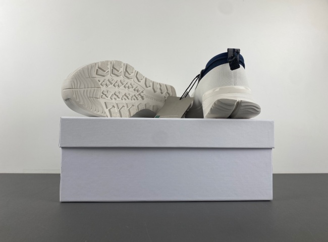 (Can*a Go*e)glacier trai. 7785m