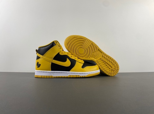 Nike Dunk High “Wu-Tang Clan” HJ4320-001