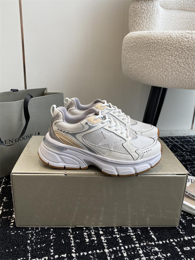 Golden Goose Sneaker