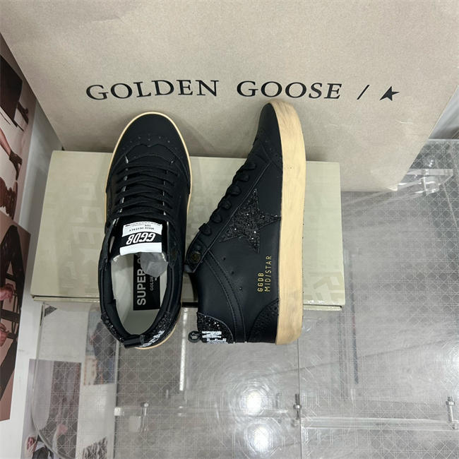 Golden Goose Sneaker