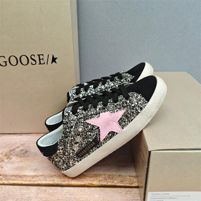 Golden Goose Sneaker