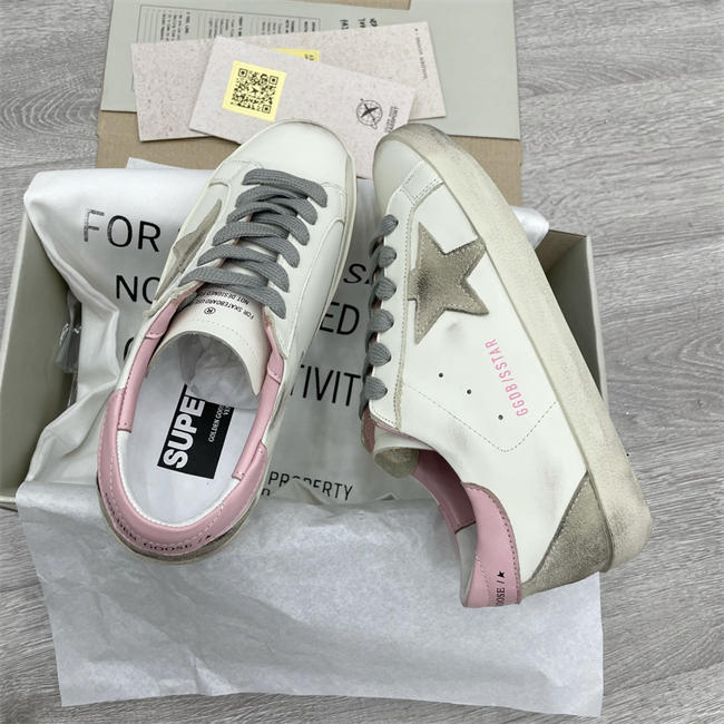 Golden Goose Sneaker