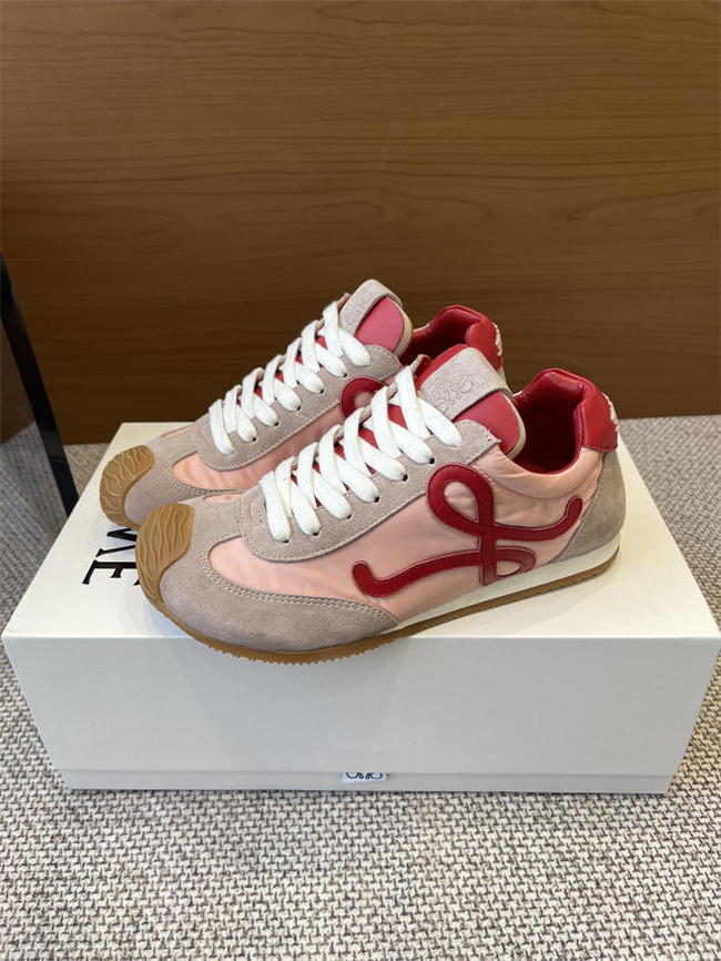 L0ew* sneaker