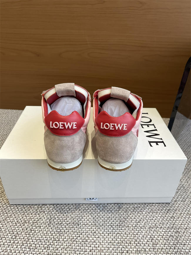 L0ew* sneaker