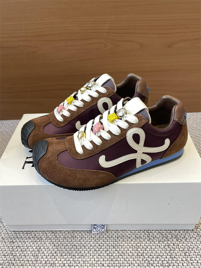 L0ew* sneaker