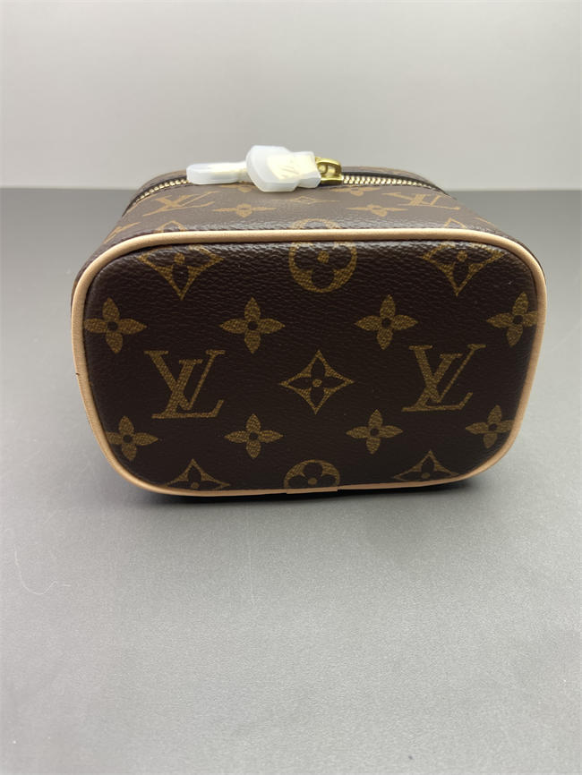 LV BAG