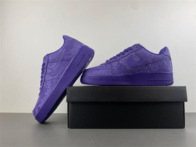 Kobe Bryant x Nike Air Force 1 “Court Purple” IB0018-500