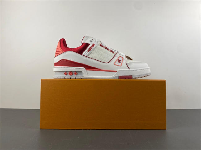 l0*is V*t0n lv trainer