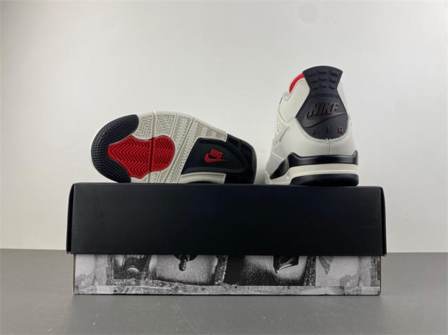 Air Jordan 4“Flight Club” IM4002-100