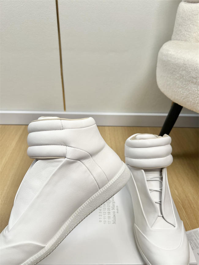 ma*s*n martin Ma*i*la sneaker