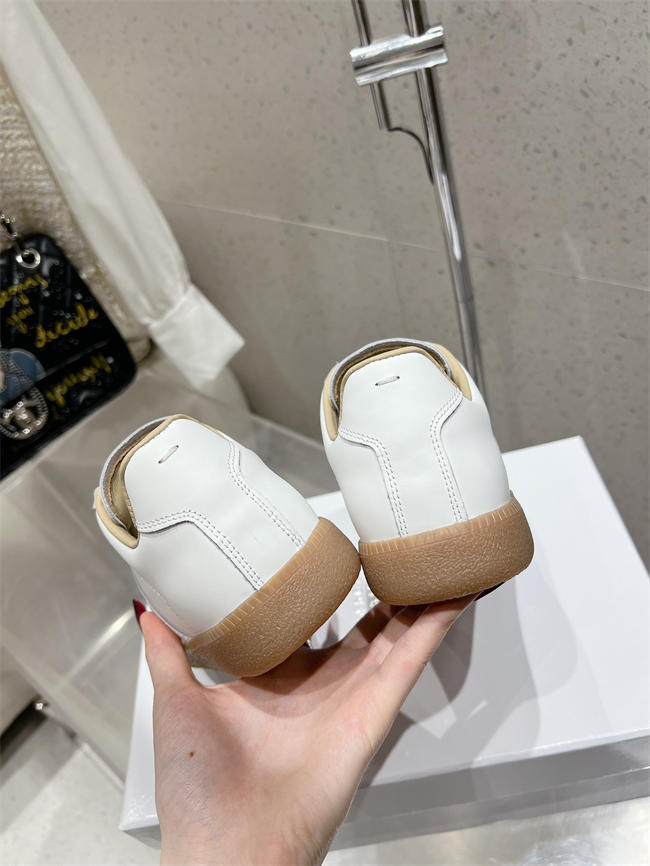 ma*s*n martin Ma*i*la sneaker