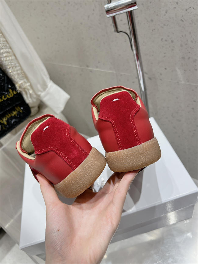 ma*s*n martin Ma*i*la sneaker