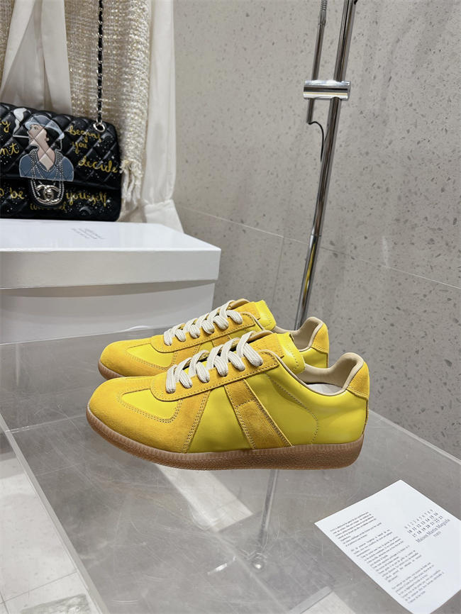 ma*s*n martin Ma*i*la sneaker