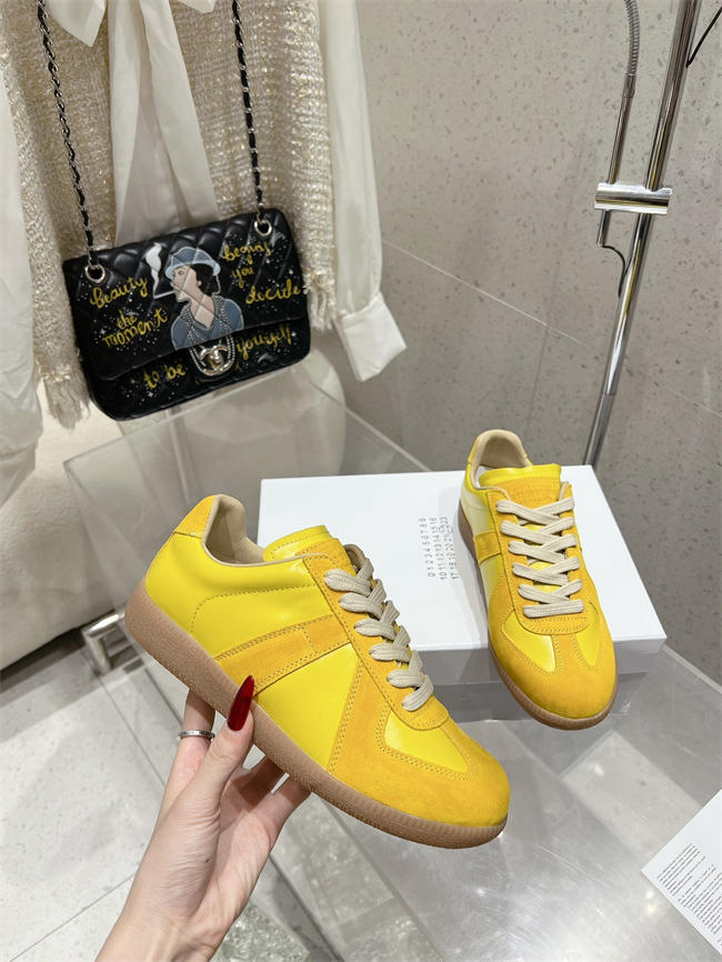 ma*s*n martin Ma*i*la sneaker