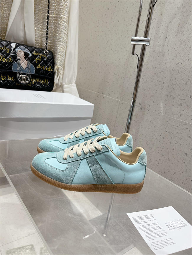 ma*s*n martin Ma*i*la sneaker