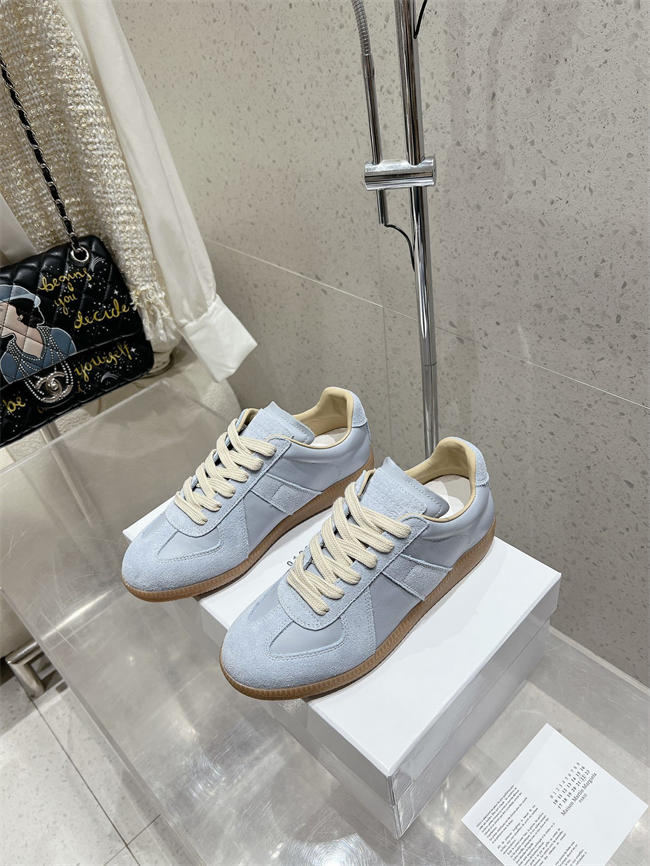 ma*s*n martin Ma*i*la sneaker