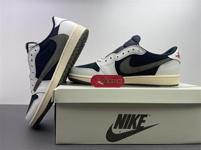 Air Jordan 1 Retro Low OG SP Travis Scott Olive DZ4137-106
